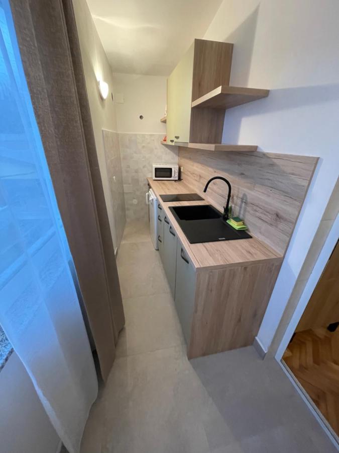 Diana And Apartmán Starigrad Paklenica